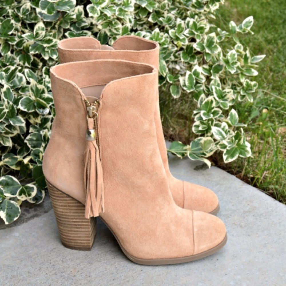 Luxe by Just Fab Pink Booties with Tassel